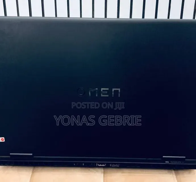 New Laptop HP Omen 16 16GB Intel Core i9 SSD 1T