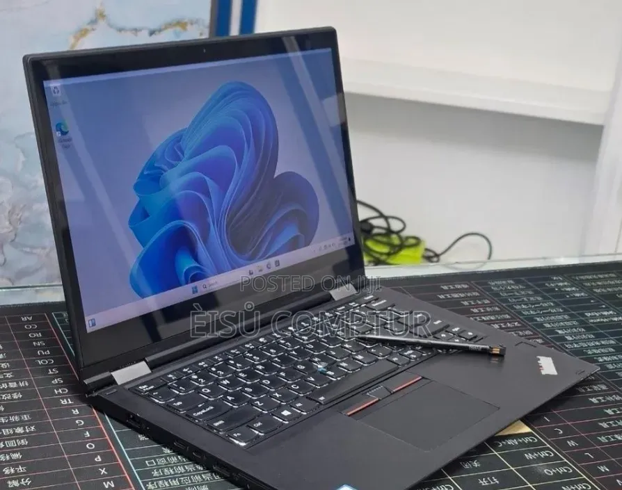 New Laptop Lenovo ThinkPad X380 Yoga 16GB Intel Core i5 SSD 256GB