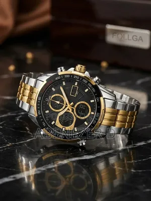 Quartz Sports Watches Black Dial and a Gold-and-Silver Stainless Steel