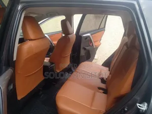 Toyota RAV4 2016 Gray