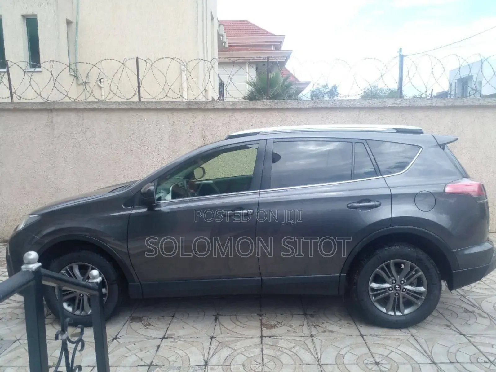 Toyota RAV4 2016 Gray