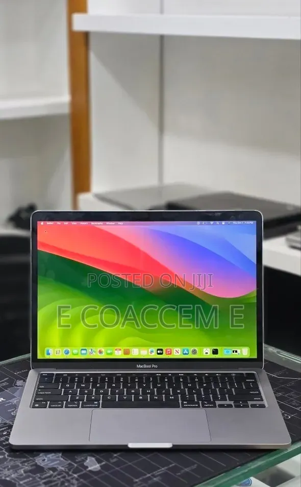 New Laptop Apple MacBook Pro 2020 M1 16GB Apple M1 SSD 512GB