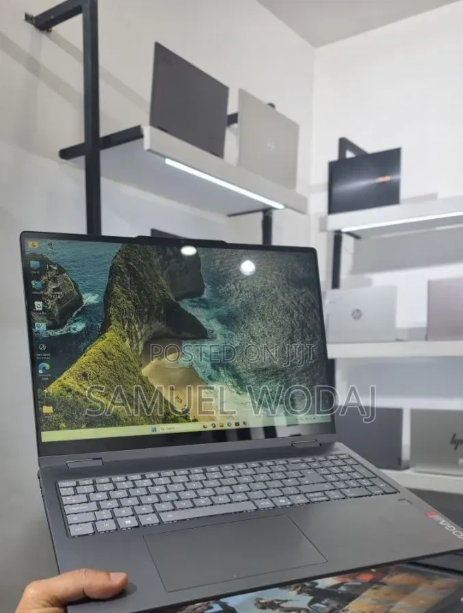 New Laptop Lenovo Yoga C740 16GB Intel Core i9 SSD 512GB