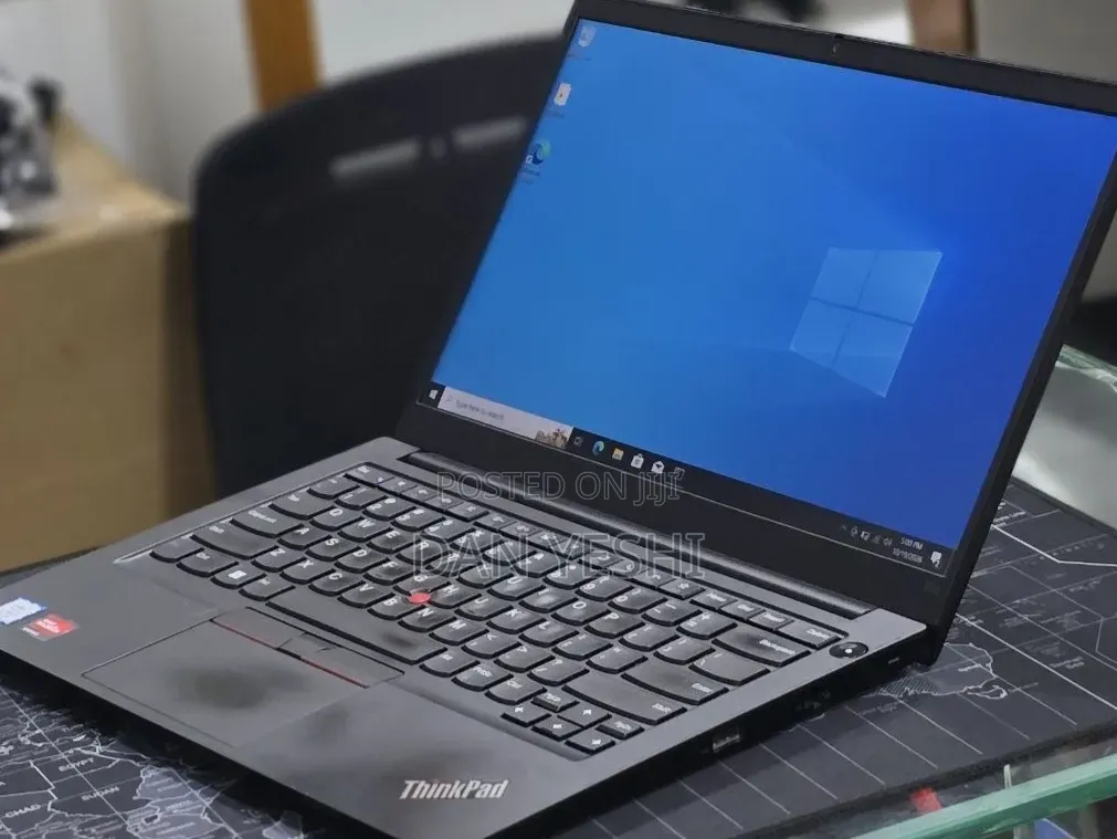 New Laptop Lenovo ThinkPad E14 Gen 3 16GB AMD Ryzen 7 SSD 512GB