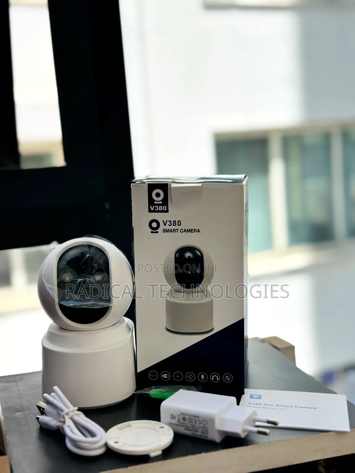 4 G Indoor Smart Security Camers