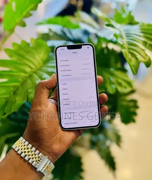 Apple iPhone 16e 128 GB White