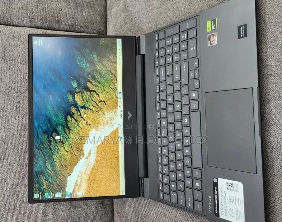 New Laptop HP Victus 16 16GB AMD Ryzen 7 SSD 1T