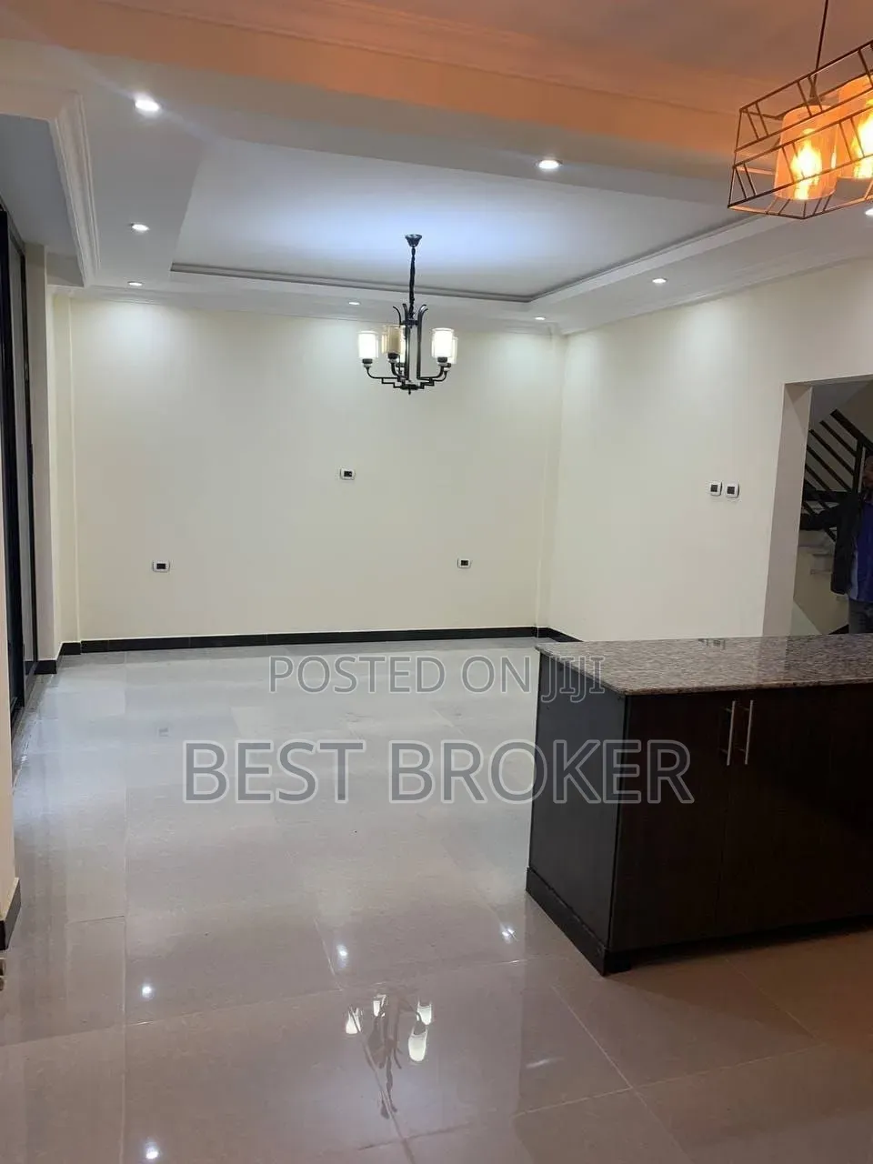 Furnished 5bdrm House in ማህበር ቤቶች, Nifas Silk-Lafto for sale