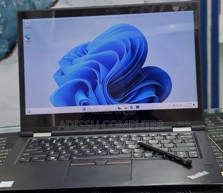 New Laptop Lenovo ThinkPad X380 Yoga 16GB Intel Core i5 SSD 256GB