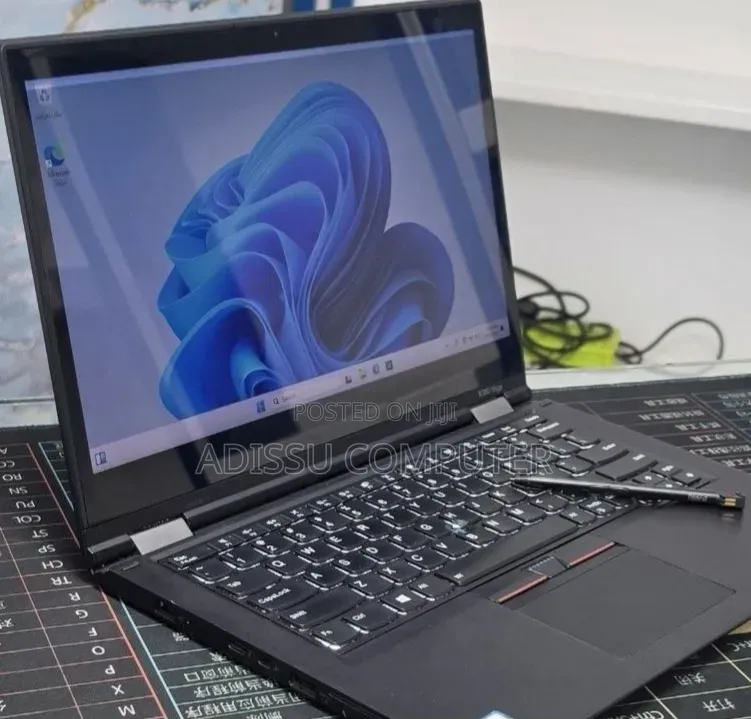 New Laptop Lenovo ThinkPad X380 Yoga 16GB Intel Core i5 SSD 256GB