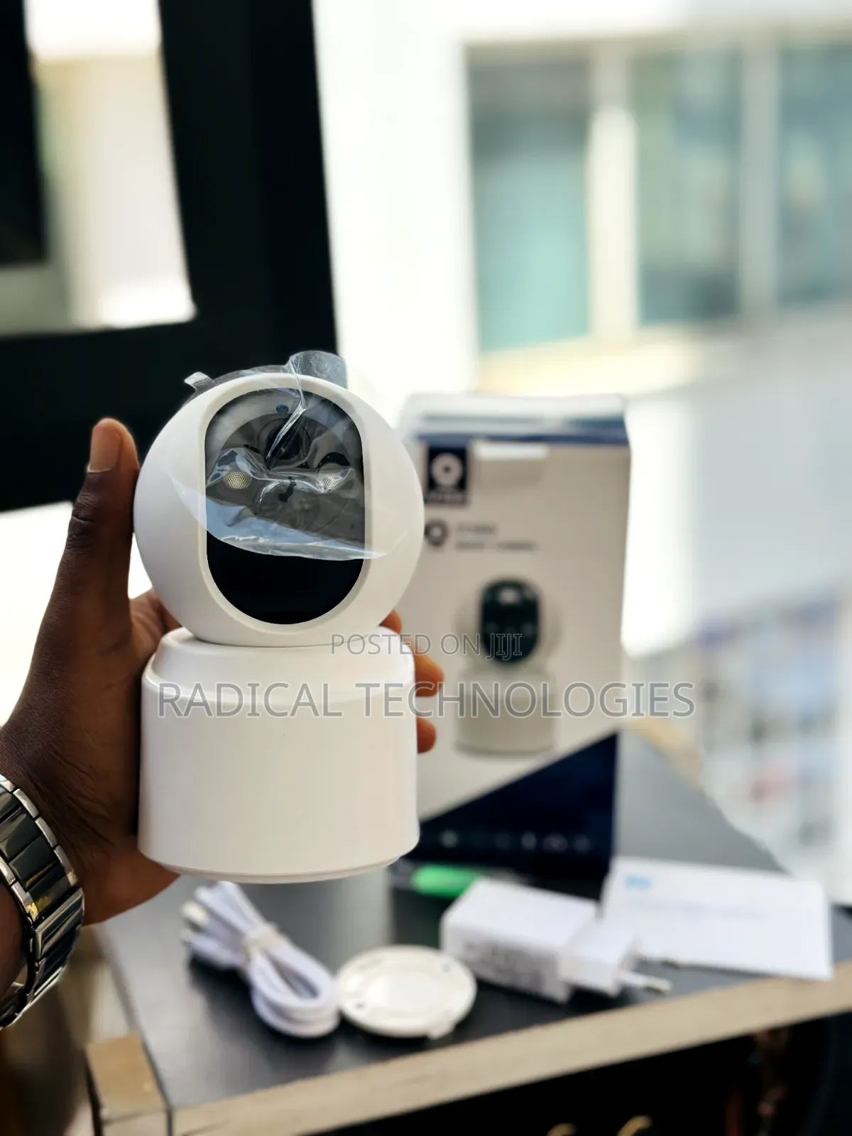 4 G Indoor Smart Security Camers