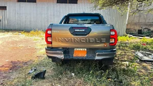 Toyota Hilux 2022 Green