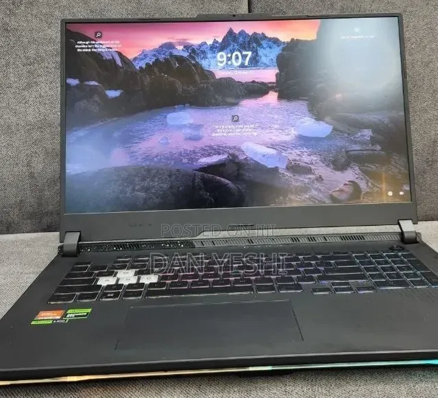 New Laptop Asus ROG Strix G17 16GB AMD Ryzen 9 SSD 1T