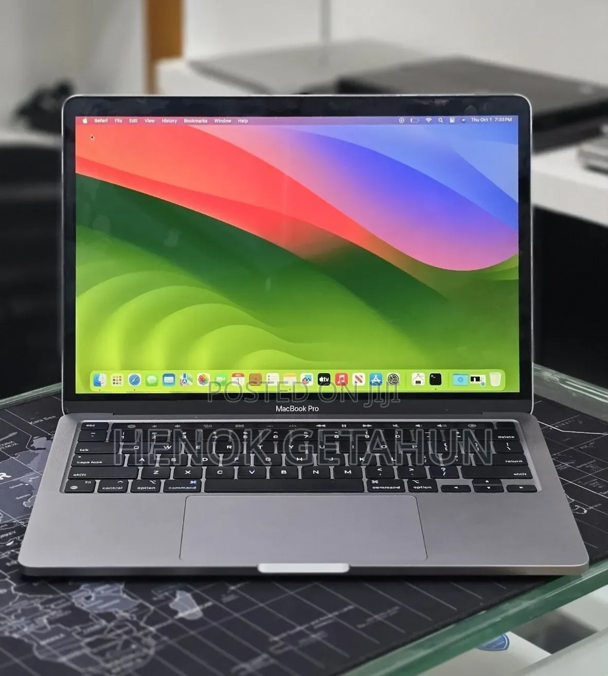 New Laptop Apple MacBook Pro 2022 M2 16GB Apple M2 SSD 256GB