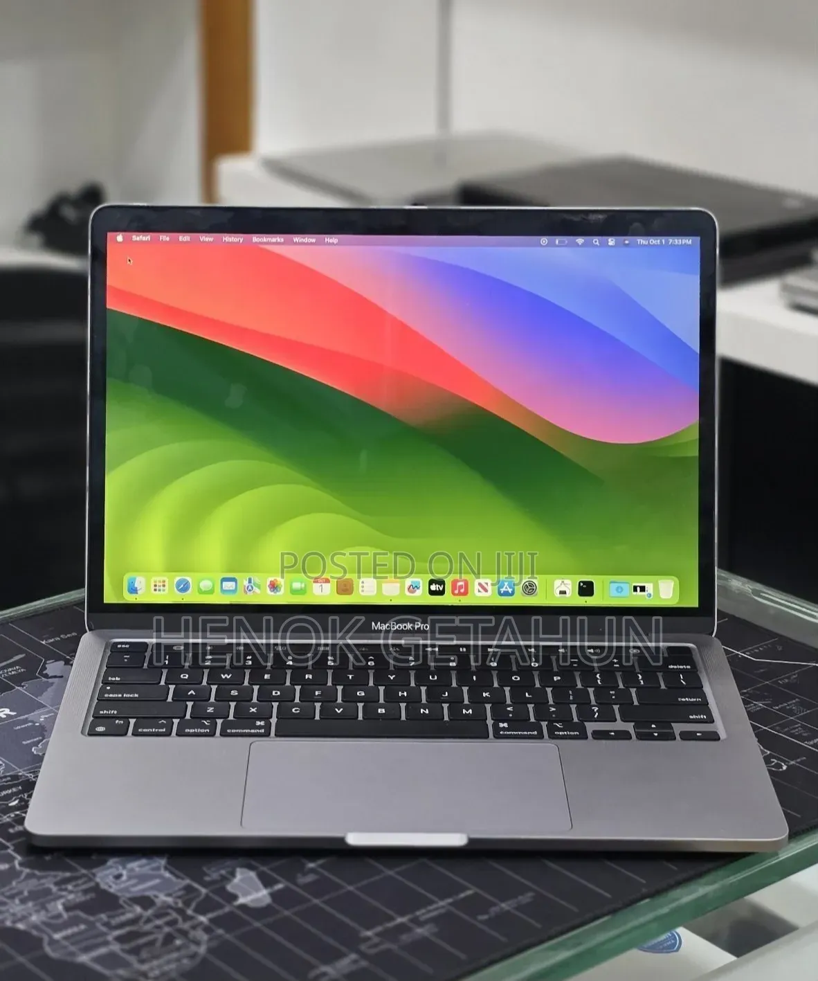 New Laptop Apple MacBook Pro 2022 M2 16GB Apple M2 SSD 256GB