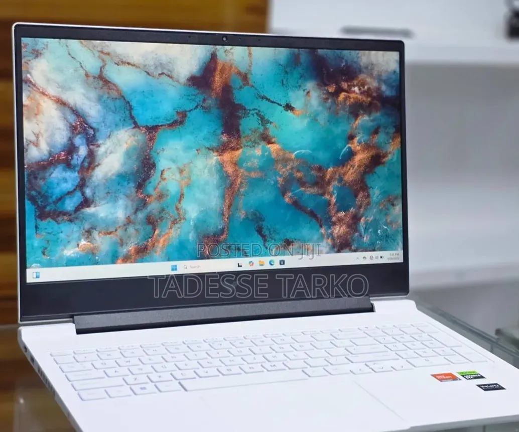 New Laptop HP Victus 16 16GB AMD Ryzen 7 SSD 1T