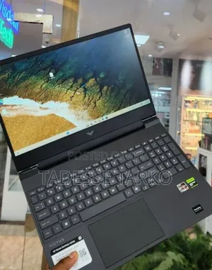 New Laptop HP Victus 16 16GB AMD Ryzen 7 SSD 1T