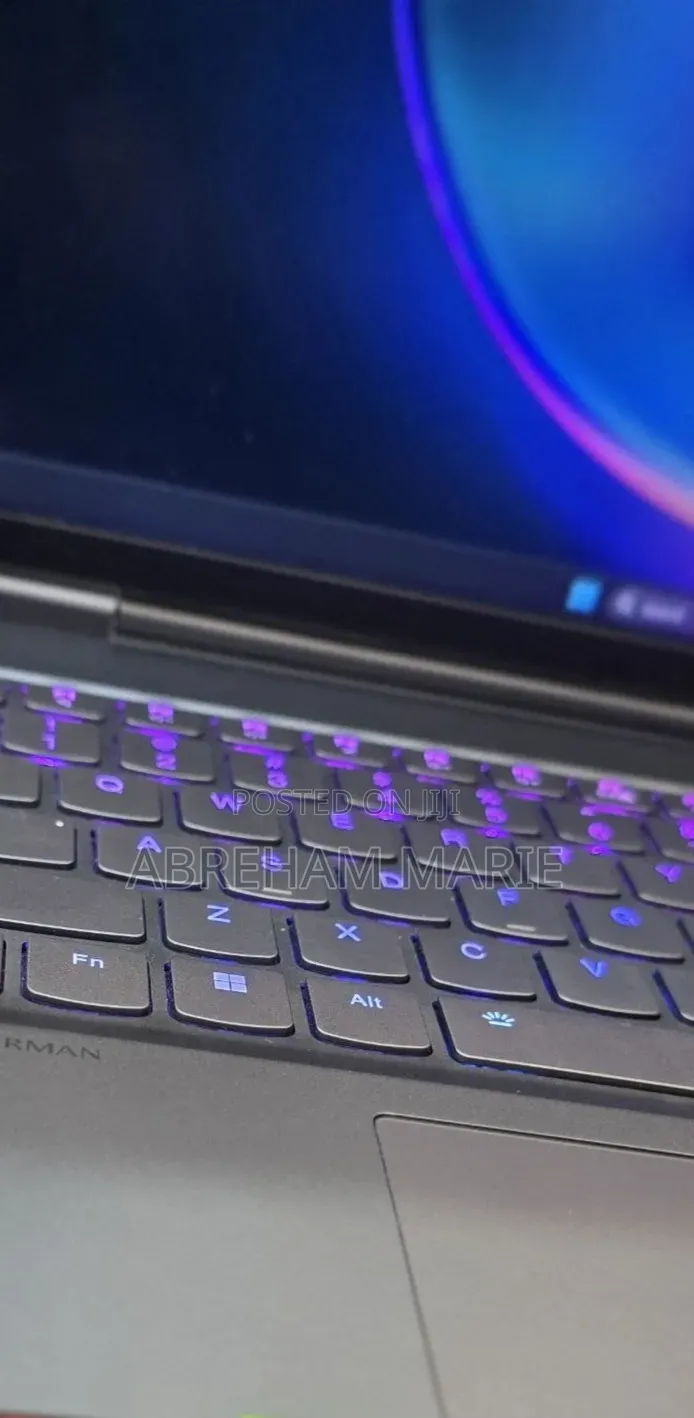 New Laptop Lenovo Legion 9 32GB AMD Ryzen 9 SSD 1T