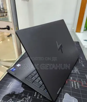 New Laptop HP OmniBook 7 14" 16GB Intel Core Ultra 7 SSD 1T