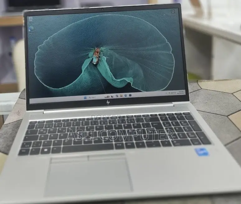 New Laptop HP EliteBook 850 G8 16GB Intel Core i5 SSD 512GB