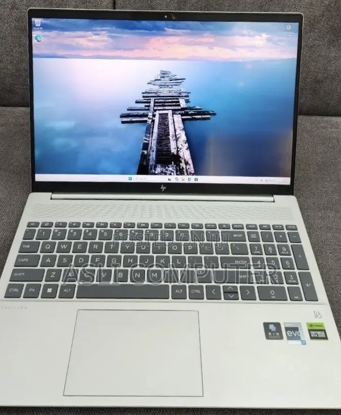New Laptop HP Pavilion 15 16GB Intel Core i7 SSD 1T