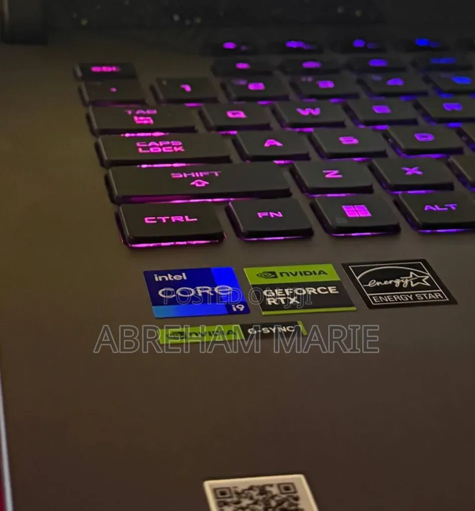 New Laptop Asus ROG Strix G16 16GB Intel Core i9 SSD 1T