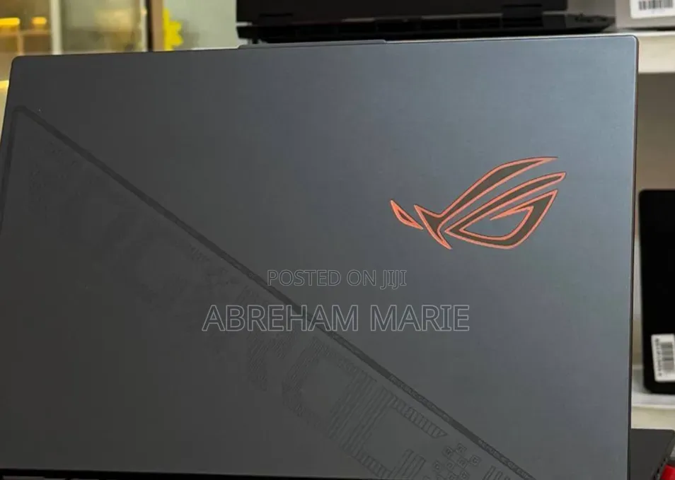 New Laptop Asus ROG Strix G16 16GB Intel Core i9 SSD 1T