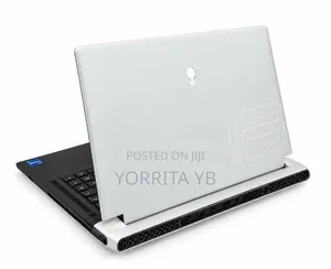 New Laptop Dell Alienware Aurora 16 16GB Intel Core i7 SSD 1T