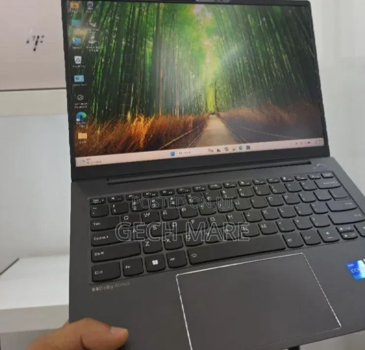 New Laptop Lenovo ThinkPad T14 16GB Intel Core i7 SSD 512GB