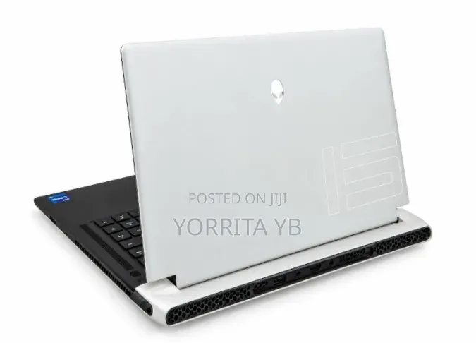 New Laptop Dell Alienware Aurora 16 16GB Intel Core i7 SSD 1T