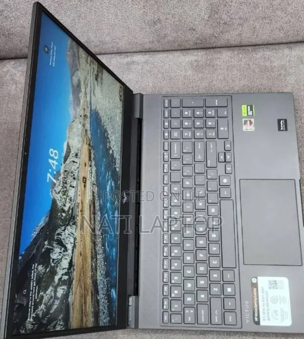 New Laptop HP Victus 15 16GB AMD Ryzen 7 SSD 1T