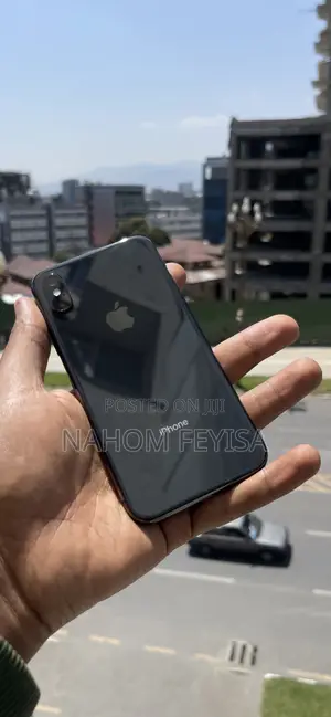 Apple iPhone X 64 GB Black