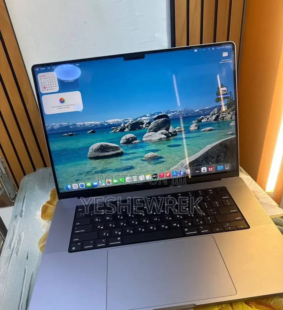 New Laptop Apple MacBook Pro 2019 32GB Apple M1 SSD 512GB