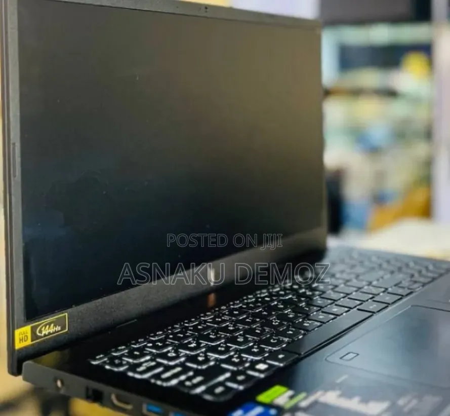 New Laptop Acer Nitro V 15 16GB Intel Core i5 SSD 512GB