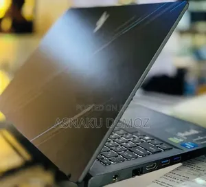 New Laptop Acer Nitro V 15 16GB Intel Core i5 SSD 512GB