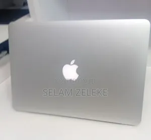 New Laptop Apple MacBook 2013 8GB Intel Core i5 SSD 256GB