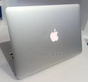 New Laptop Apple MacBook 2013 8GB Intel Core i5 SSD 256GB