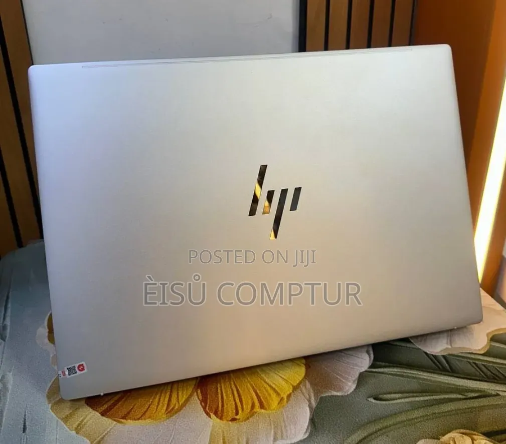 New Laptop HP Pavilion 17 16GB Intel Core i7 SSD 1T
