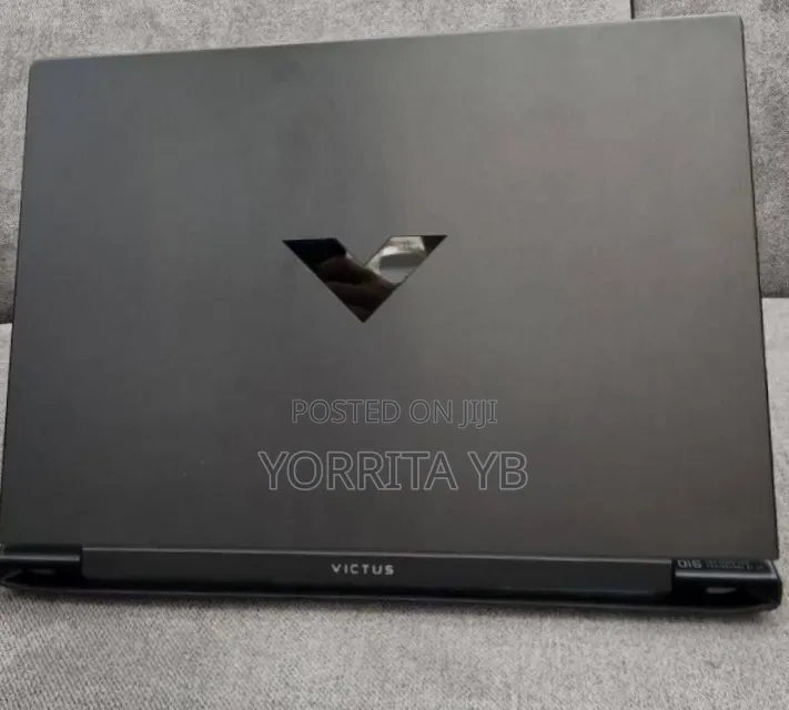 New Laptop HP Victus 15 16GB AMD Ryzen 7 SSD 1T