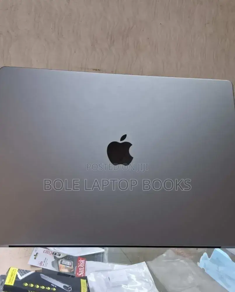New Laptop Apple MacBook Pro 2021 M1 16GB Apple M1 SSD 1T
