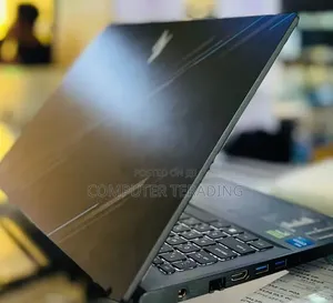 New Laptop Acer Nitro V 15 16GB Intel Core i5 SSD 512GB