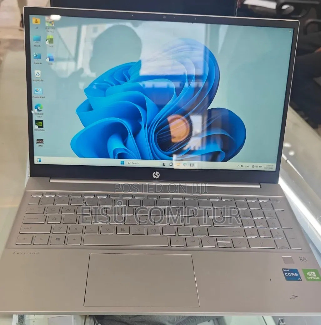 New Laptop HP Pavilion 15 16GB Intel Core i5 SSD 512GB