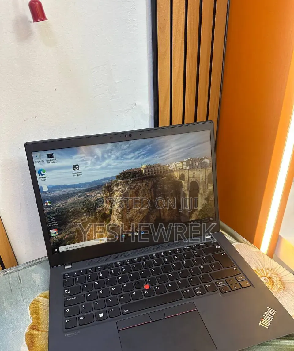 New Laptop Lenovo ThinkPad X1 Carbon 16GB Intel Core i5 SSD 512GB