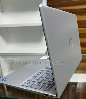 New Laptop HP Stream Notebook 16GB Intel Core i5 SSD 1T
