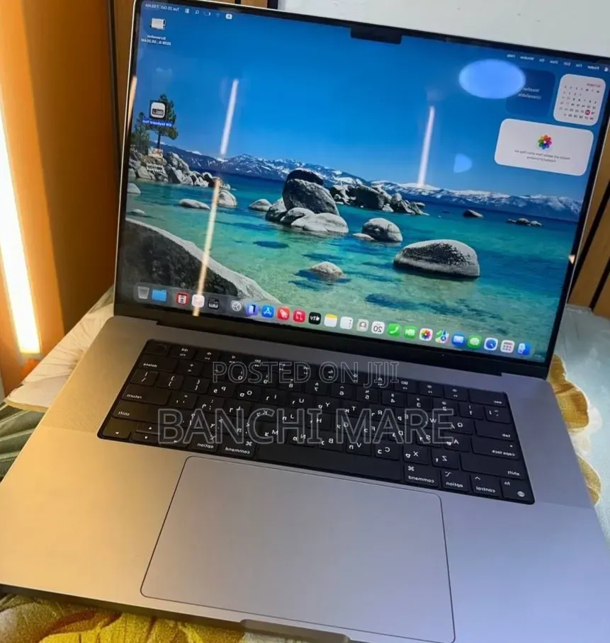 New Laptop Apple MacBook Pro 2021 M1 32GB Apple M1 Pro SSD 512GB