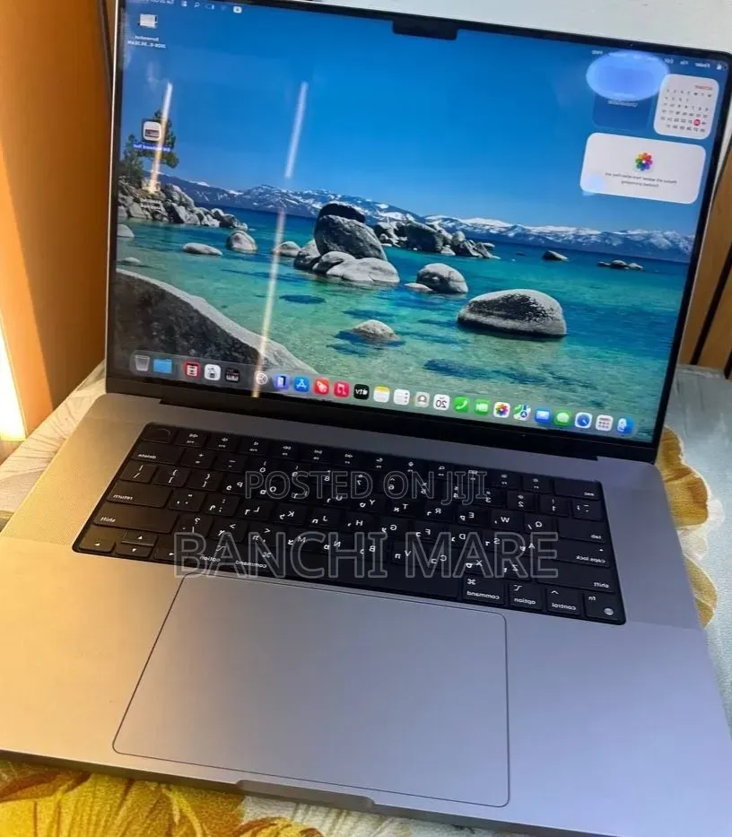 New Laptop Apple MacBook Pro 2021 M1 32GB Apple M1 Pro SSD 512GB