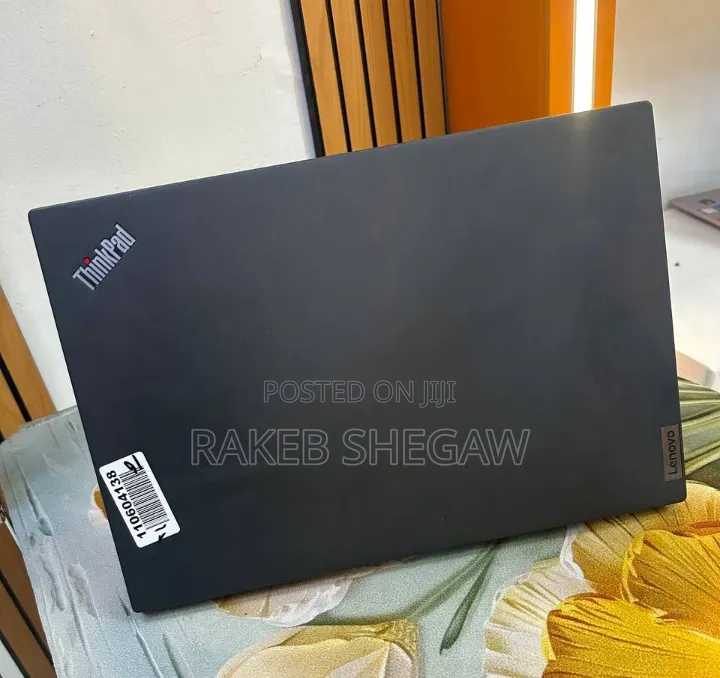 New Laptop Lenovo ThinkPad T14 16GB Intel Core i5 SSD 512GB