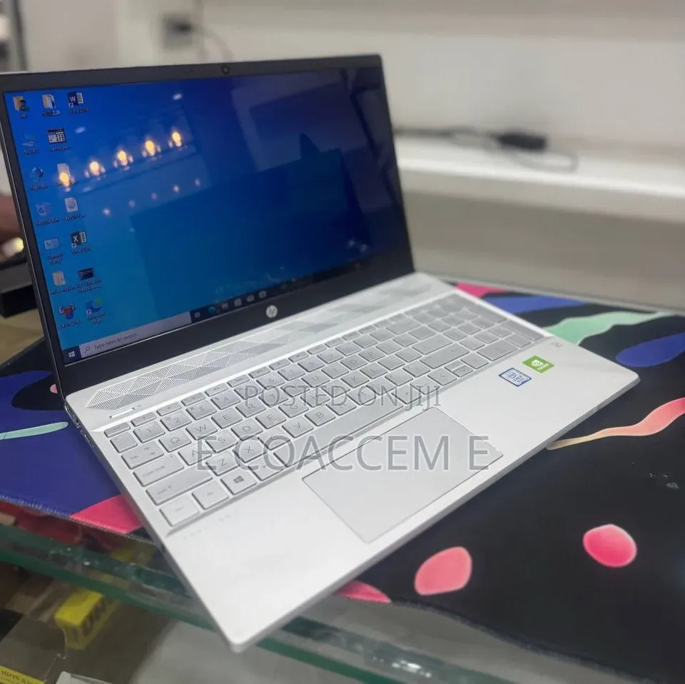 New Laptop HP 14-dq1088wm 16GB Intel Core i5 SSD 512GB
