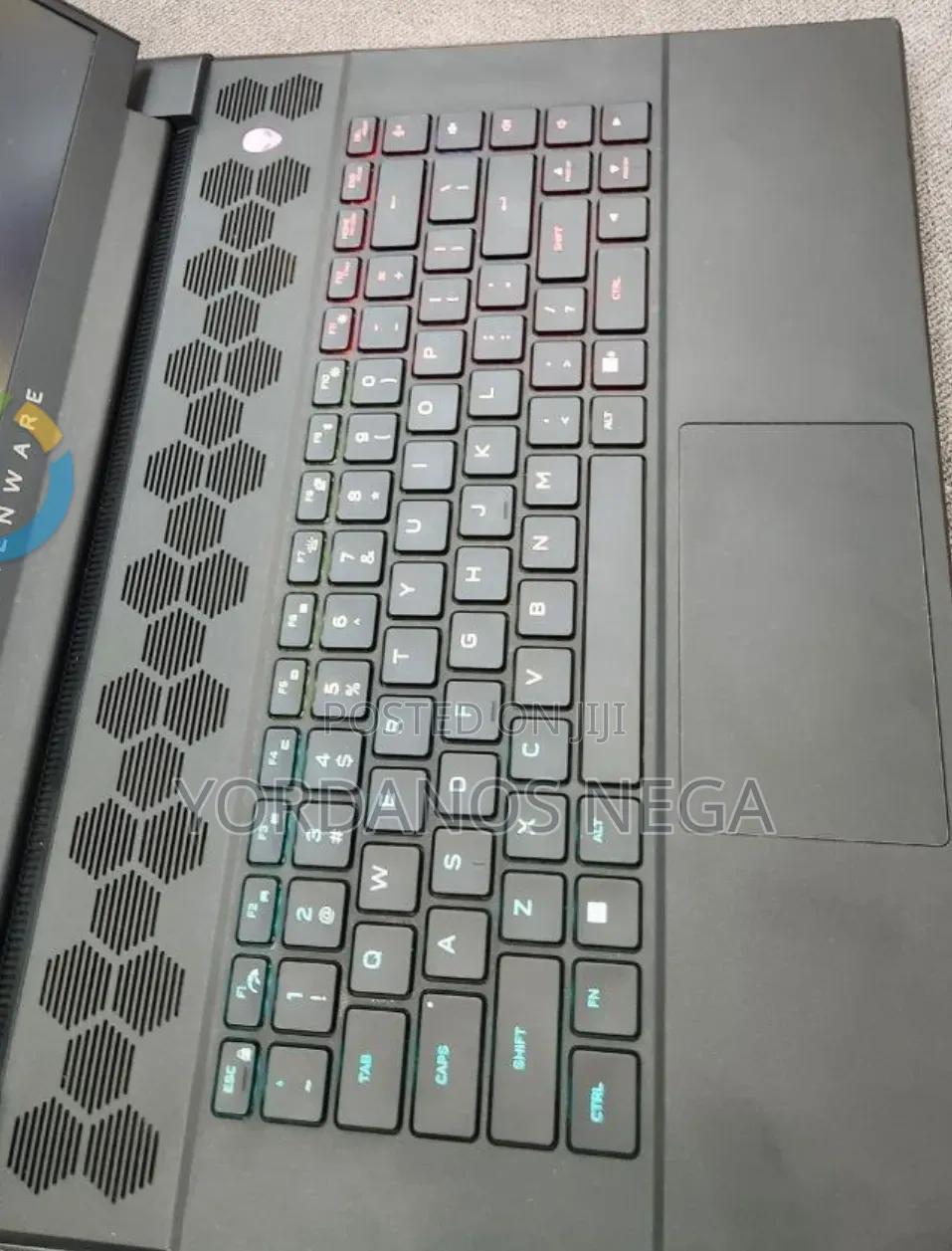 New Laptop Alienware M16 R1 16GB AMD Ryzen 9 SSD 1T