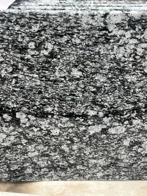 Spray White Granite